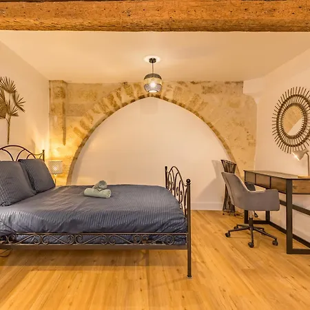 Apartmán Alma F2 Hypercentre 1min Cathedrale Saint Pierre 3 Min Tram Charme Ancien & Confort Moderne Netflix *